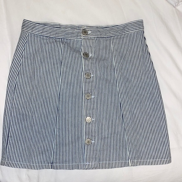 Brandy Melville Skirt - Picture 1 of 2